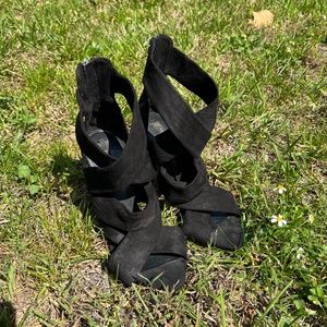 Zara Basic Black Suede Heels